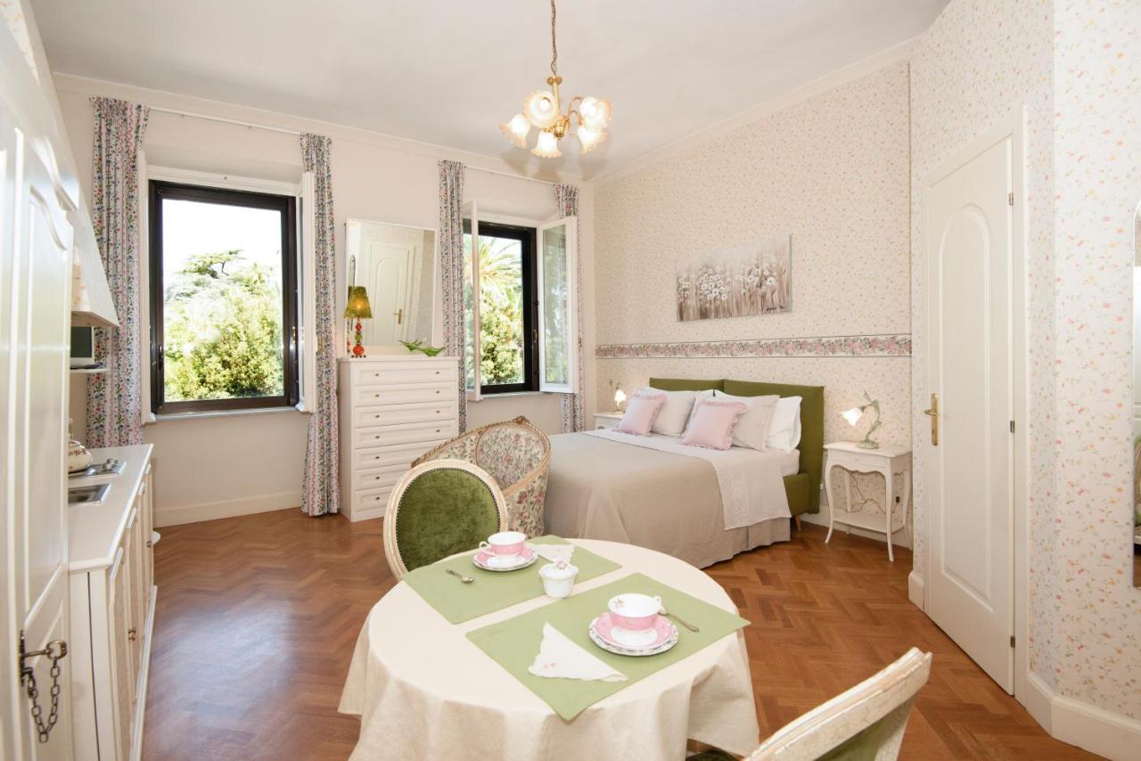 Giardino Del Lago Рим Екстериор снимка